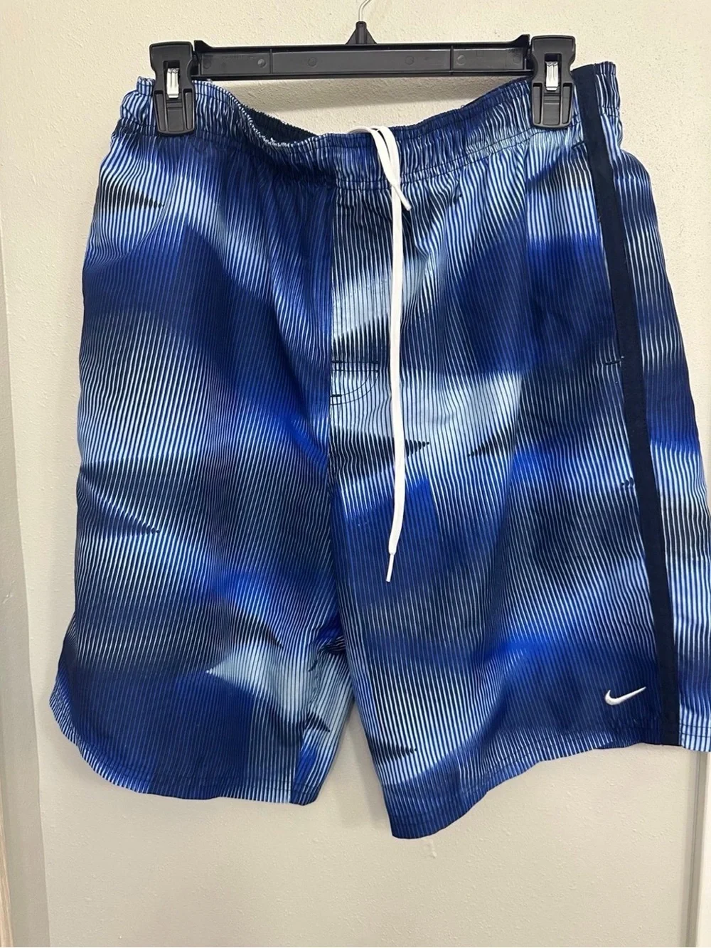 Men’s Nike swim size L vapor blue stretch swim trunks